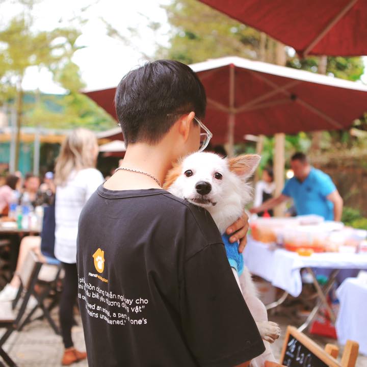 Giới thiệu tình nguyện viên cứu hộ chó mèo
